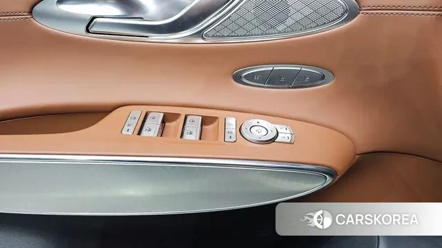 Genesis GV70 2023 Белый из Кореи, фото 3