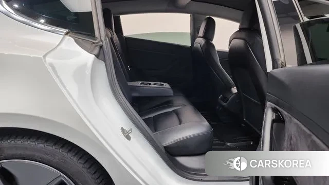 Tesla Model 3 2020 Белый из Кореи, фото 3