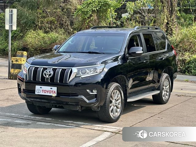 Toyota Prado 2018 Черный из Китая, фото 3