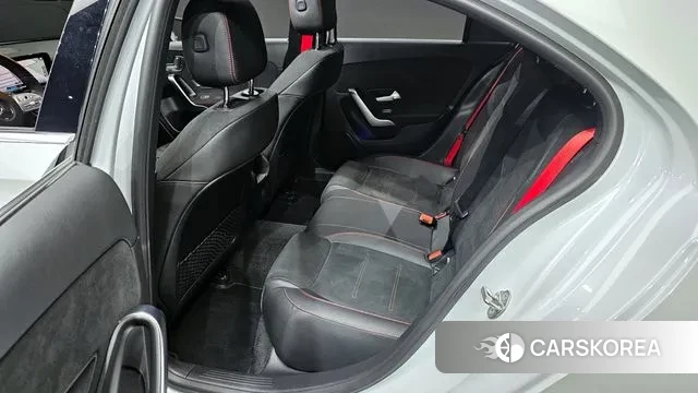 Mercedes-Benz A-Class W177 2021 Белый из Кореи, фото 3