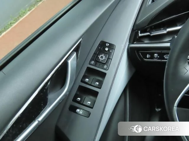 Kia Di Ol Nu Niro 2022 Черный из Кореи, фото 3