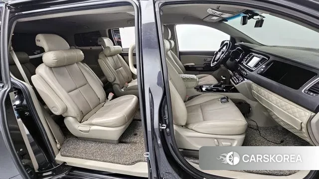 Kia The New Carnival 2019 Серый из Кореи, фото 3