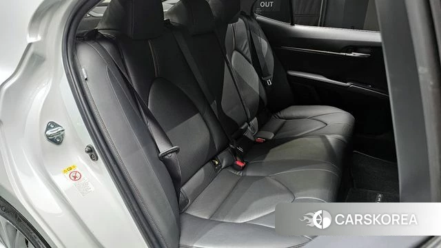 Toyota Camry (XV70) 2018 Белый из Кореи, фото 3