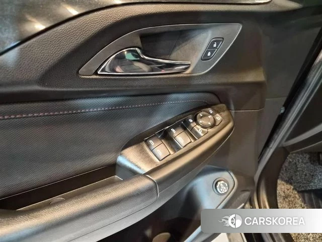 Chevrolet (GM Daewoo) Trailblazer 2022 Черный из Кореи, фото 3