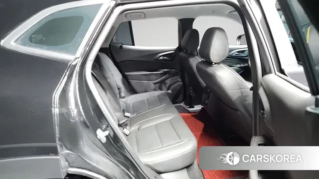 Chevrolet (GM Daewoo) Trax Crossover 2023 Черный из Кореи, фото 3