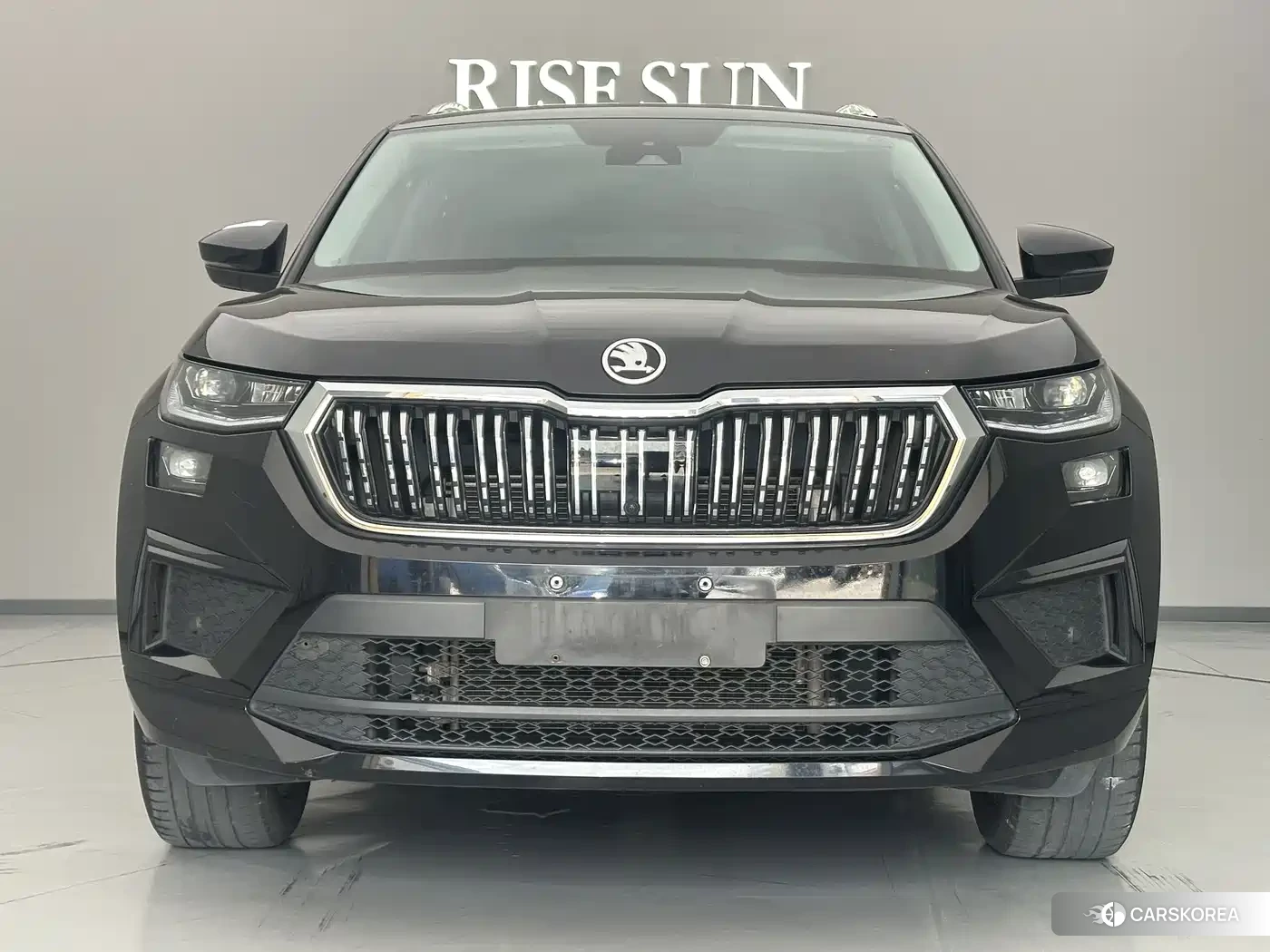 Skoda Kodiaq 2024 Черный из Китая, фото 3