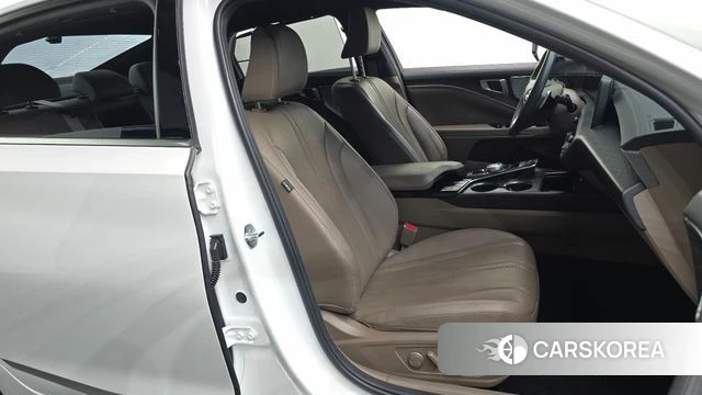 Kia K8 2022 Белый из Кореи, фото 3
