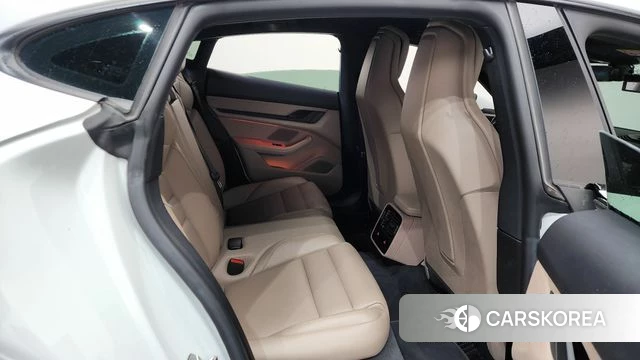 Porsche Taycan 2022 Белый из Кореи, фото 3