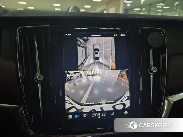 Volvo S90 2024 Черный из Кореи, фото 3