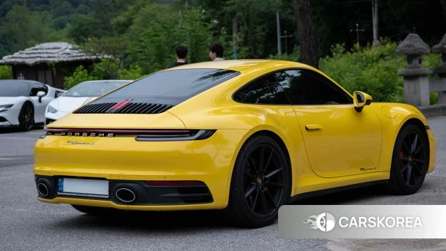 Porsche 911(992) 2021 Желтый из Кореи, фото 3