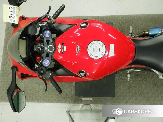 Проданный Honda CBR1000RR ABS id 3994928 из Японии