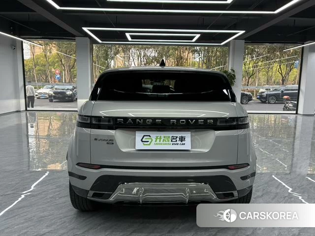 Land Rover Range Rover Aurora 2022 Серебристо-серый из Китая, фото 3