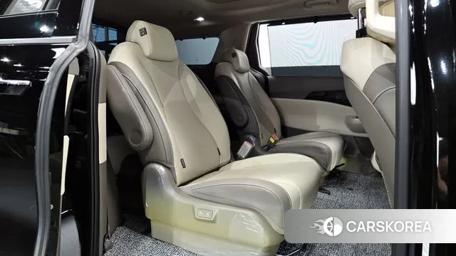 Kia The New Carnival 4th Generation 2024 Черный из Кореи, фото 3