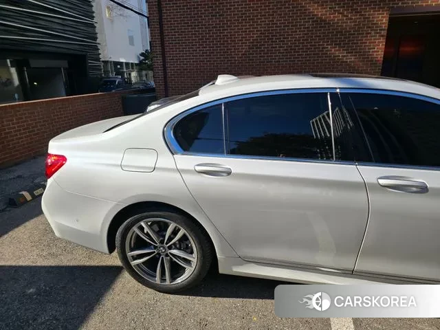 BMW 7 Series (G11) 2019 Белый из Кореи, фото 3