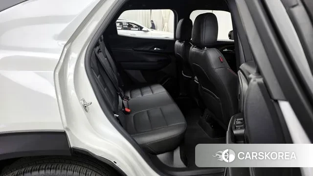 Chevrolet (GM Daewoo) Trailblazer 2023 Белый из Кореи, фото 3