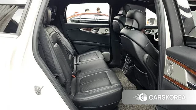 Lincoln Nautilus First generation 2019 Белый из Кореи, фото 3