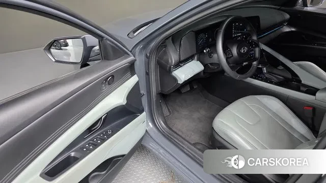 Hyundai The New Avante (CN7) 2024 Серый из Кореи, фото 3