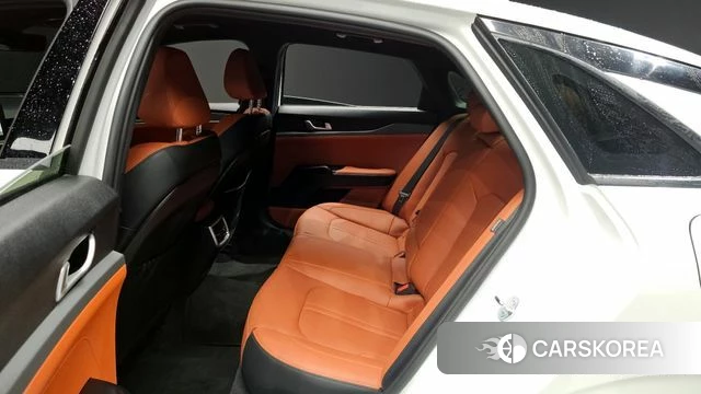 Kia The New K5 3rd generation 2024 Белый из Кореи, фото 3