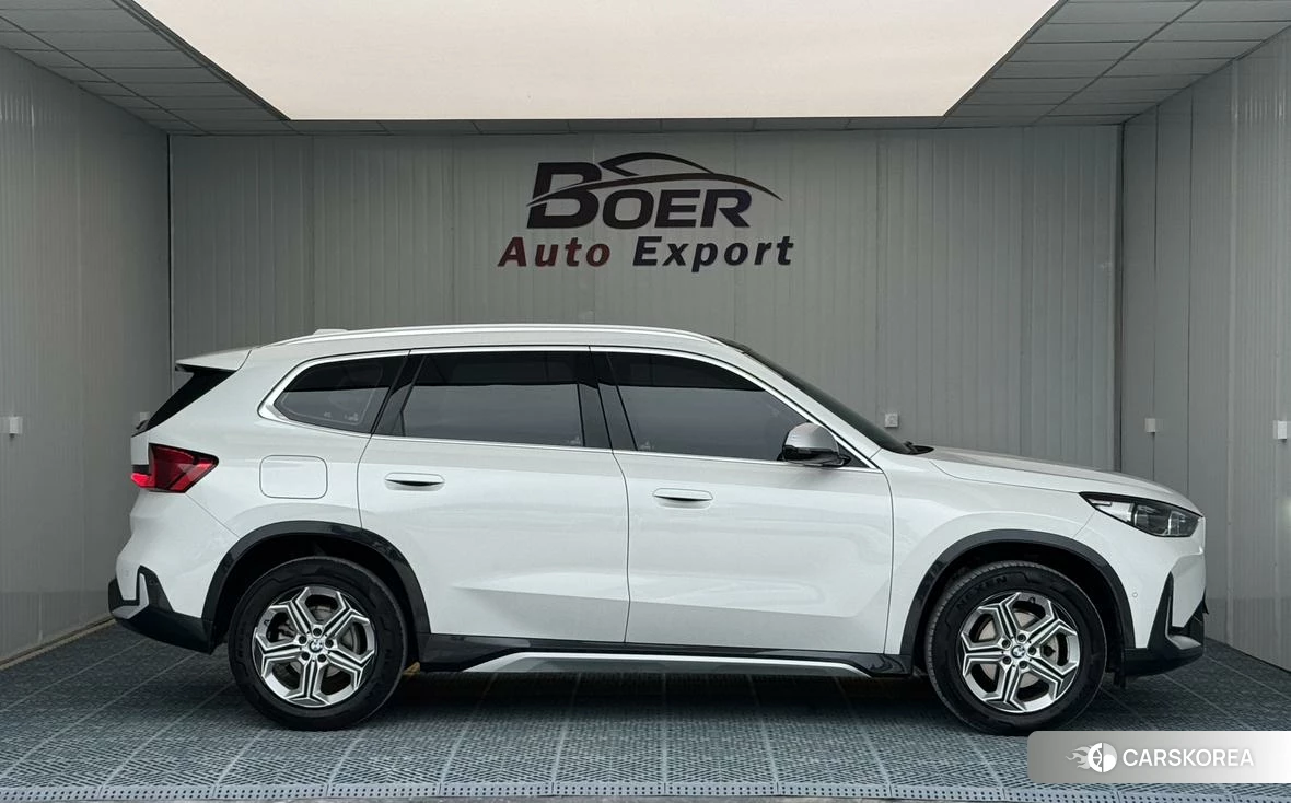 BMW X1 2023 Белый из Китая, фото 3