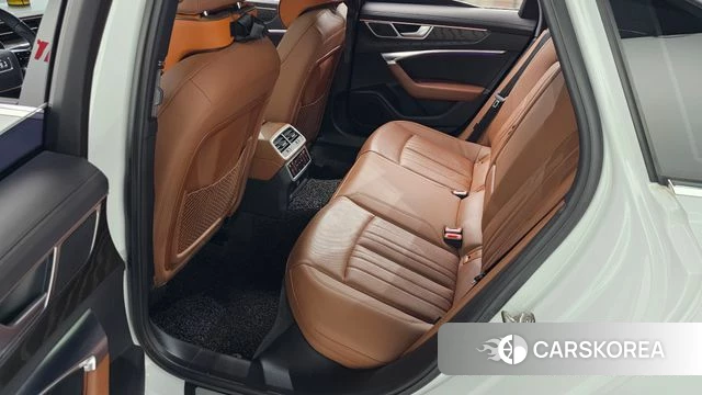Audi A6 (C8) 2021 Белый из Кореи, фото 3