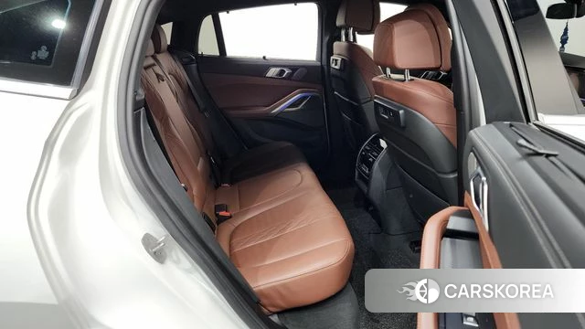 BMW X6 (G06) 2022 Белый из Кореи, фото 3