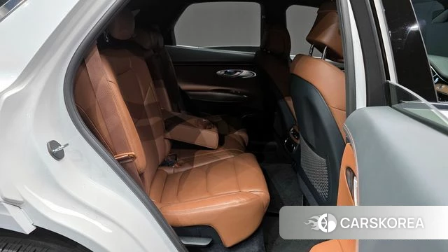 Genesis GV70 2022 Белый из Кореи, фото 3