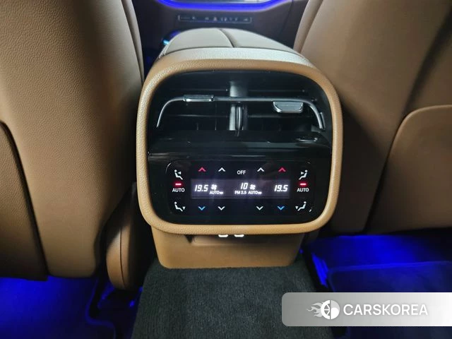 Mercedes-Benz E-Class W214 2026 Белый из Кореи, фото 3