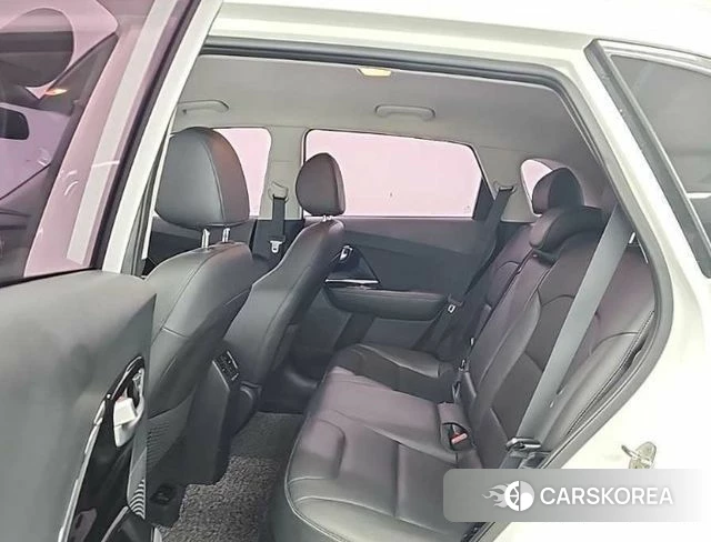 Kia Niro 2019 Белый из Кореи, фото 3