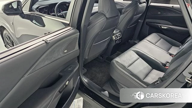Lexus RX500h 5th generation 2024 Черный из Кореи, фото 3