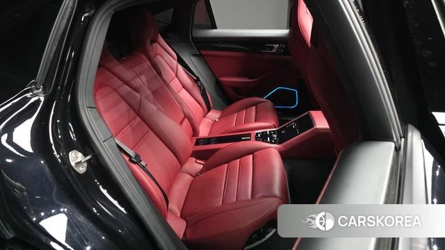 Porsche Panamera (971) 2023 Черный из Кореи, фото 3