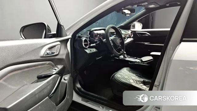 Chevrolet (GM Daewoo) Trax Crossover 2024 Белый из Кореи, фото 3