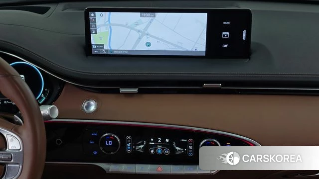 Genesis GV70 2023 Белый из Кореи, фото 3
