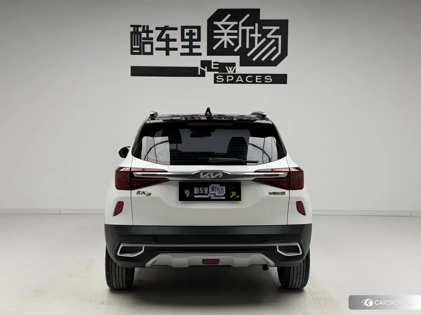 Kia KX3 2021 Белый из Китая, фото 3