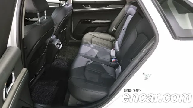 Kia The New K5 3rd generation 2024 Белый из Кореи, фото 3