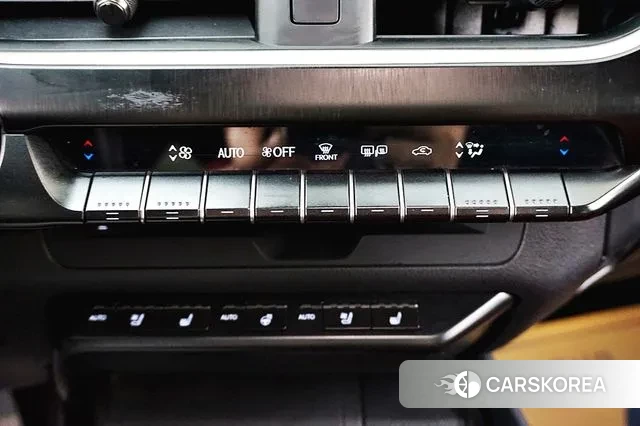 Lexus UX250h 2021 Белый из Кореи, фото 3