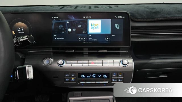 Hyundai Kona (SX2) 2024 Серый из Кореи, фото 3