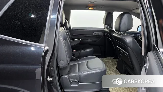 Ssangyong Korando Turismo 2018 Черный из Кореи, фото 3