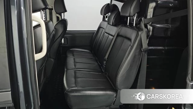 Hyundai Staria 2022 Серый из Кореи, фото 3