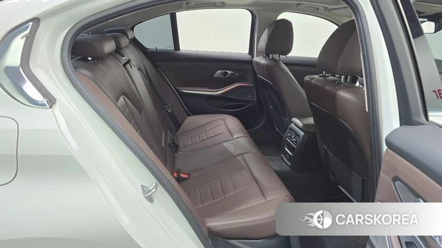 BMW 3 Series (G20) 2021 Белый из Кореи, фото 3