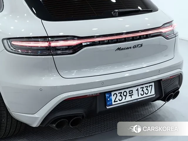 Porsche Macan 2023 Жемчужный цвет из Кореи, фото 3
