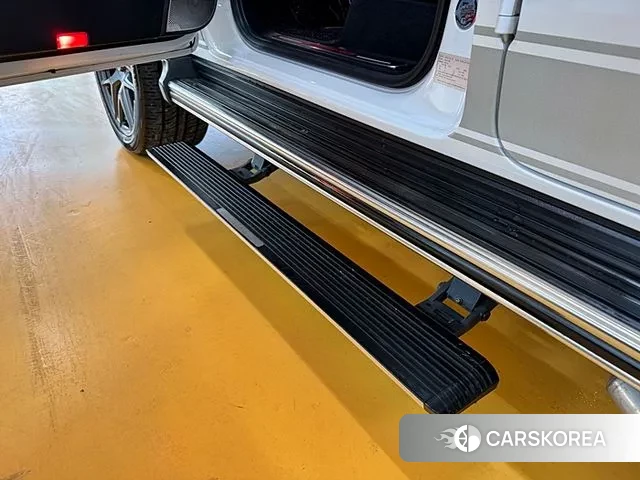 Mercedes-Benz G-Class W463b 2022 Белый из Кореи, фото 3