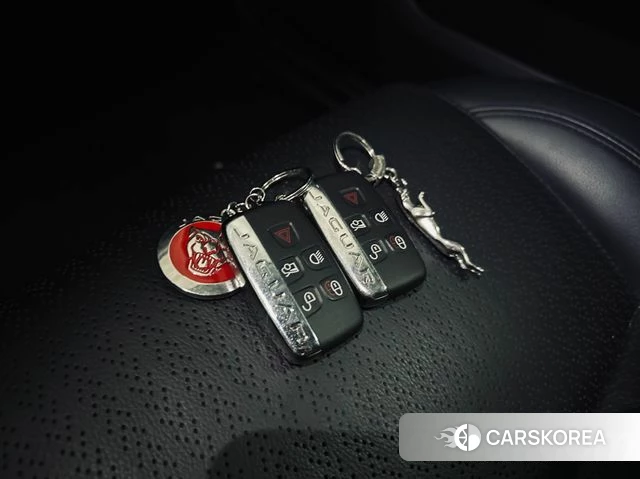 Jaguar XF (X260) 2018 Белый из Кореи, фото 3