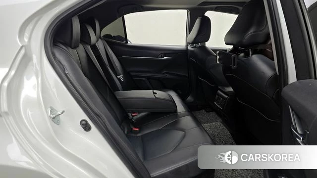 Toyota Camry (XV70) 2019 Белый из Кореи, фото 3