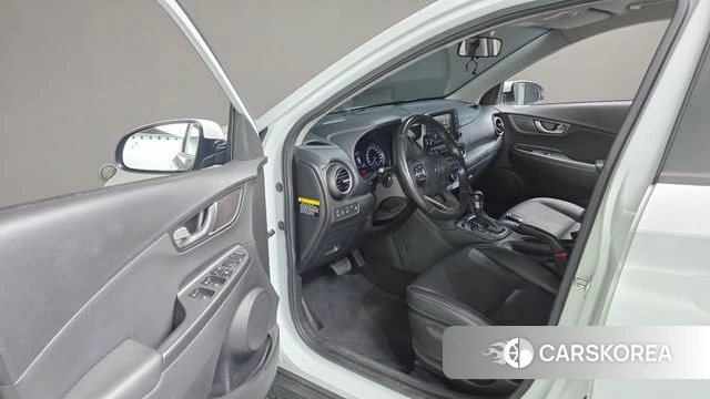 Hyundai Kona 2018 Белый из Кореи, фото 3
