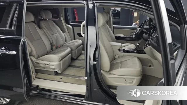 Kia The New Carnival 2019 Черный из Кореи, фото 3