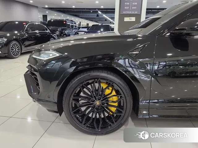 Lamborghini Urus 2025 Черный из Кореи, фото 3
