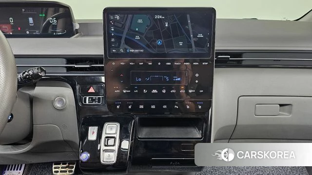 Hyundai Staria 2022 Белый из Кореи, фото 3