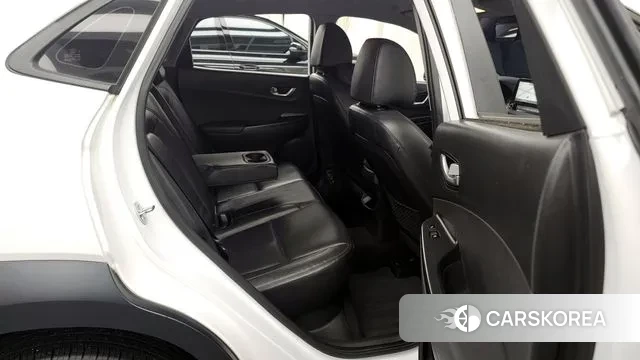 Hyundai The New Kona 2021 Белый из Кореи, фото 3