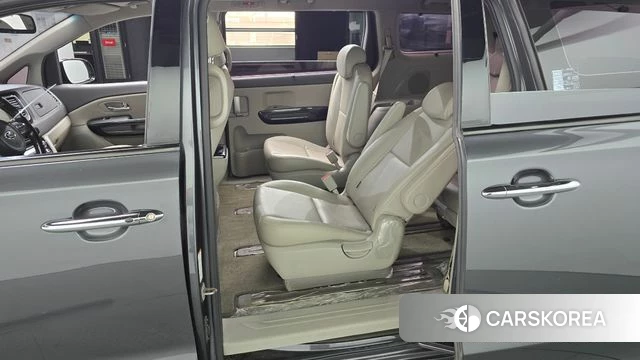 Kia All New Carnival 2018 Серый из Кореи, фото 3