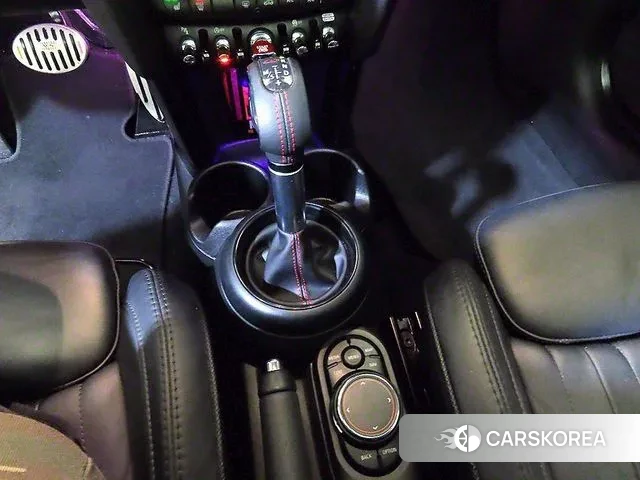 Mini Cooper S 2019 Красный из Кореи, фото 3